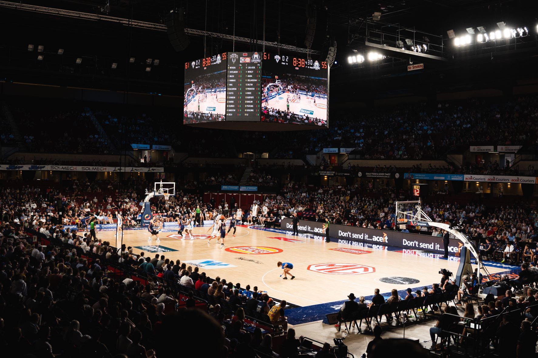 Adelaide 36ers v Cairns Taipans - Adelaide Entertainment Centre